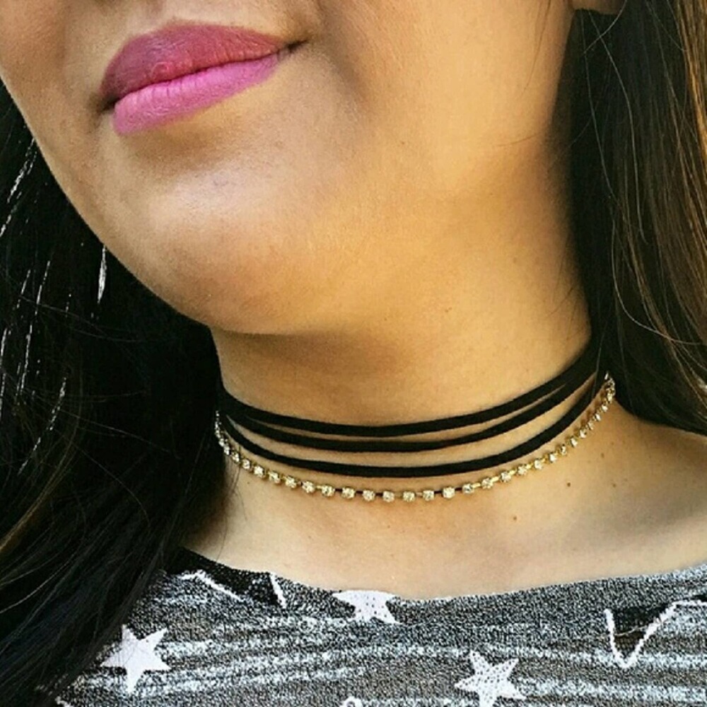 Four Layer Choker with 1 Strand of Crystals